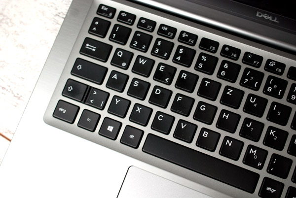 Digitale Unabhängigkeit. Tastatur von oben fotografiert